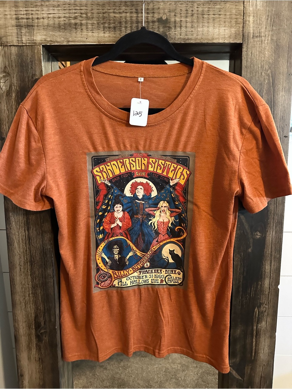 Hocus Pocus Sanderson Sisters Halloween Graphic Tee Shirt Women’s Small Orange